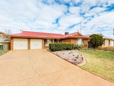 1 Catchpole Close, Dubbo