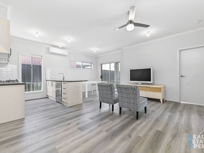 2 Salvia Way, Clyde North