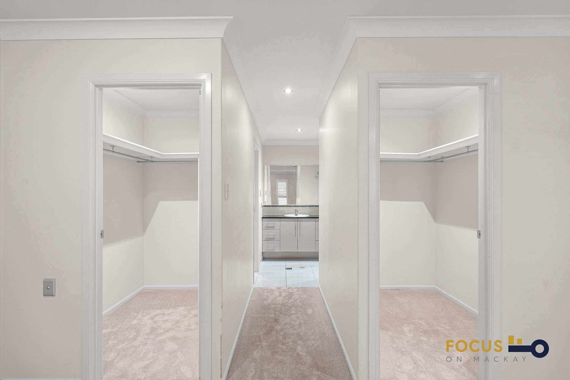 6 Chantilly Court, Glenella