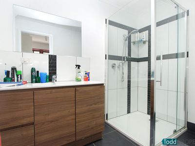2 / 152 High Street, Heathcote