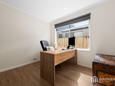 63 Langbourne Drive, Narre Warren South