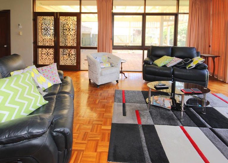 13 Anglesey Avenue, St Georges
