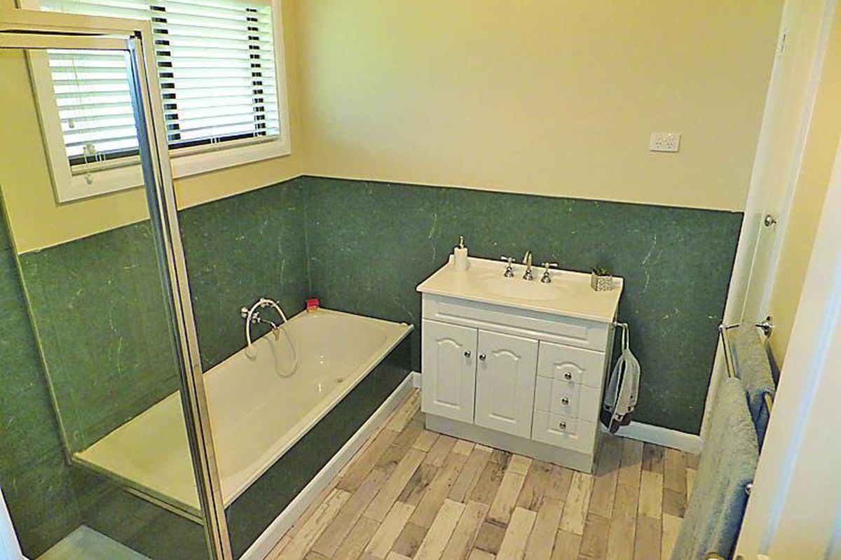 14 Weller Road, Lancaster