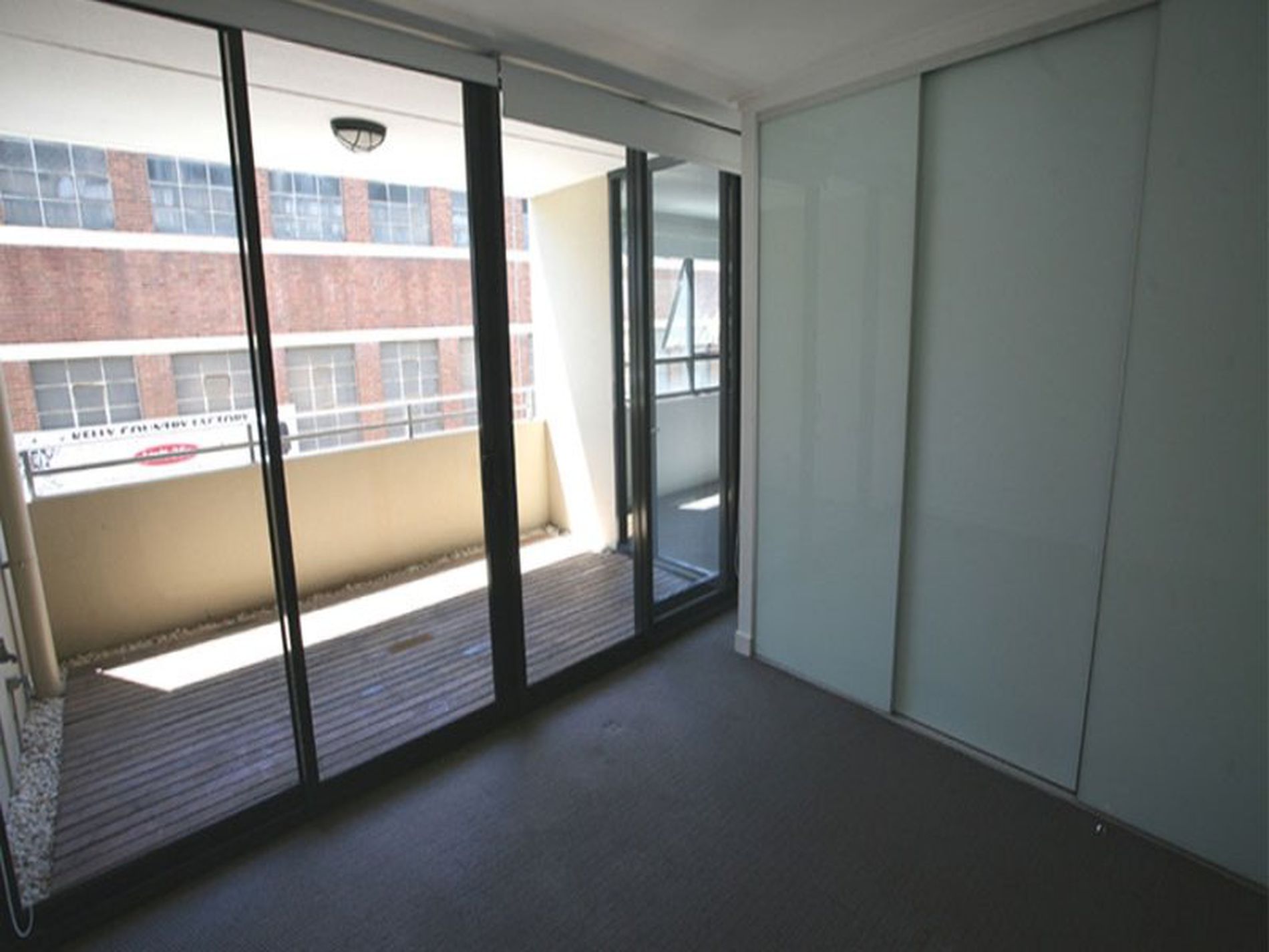 1204 / 93 Macdonald Street, Alexandria