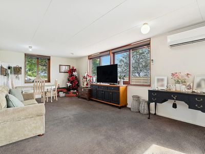 11 Helenor Crescent, Narrandera