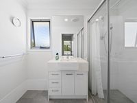 28 / 20 Eminence Lane Bridgeman Downs, Bridgeman Downs