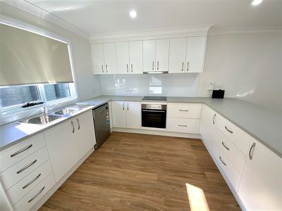 11 Black Street, Forbes