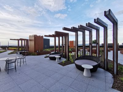 608 / 25 O'Sullivan Road, Glen Waverley