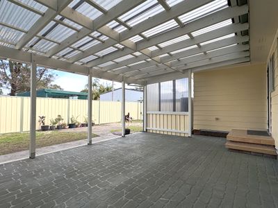 4 Poilus Parade, Tanilba Bay