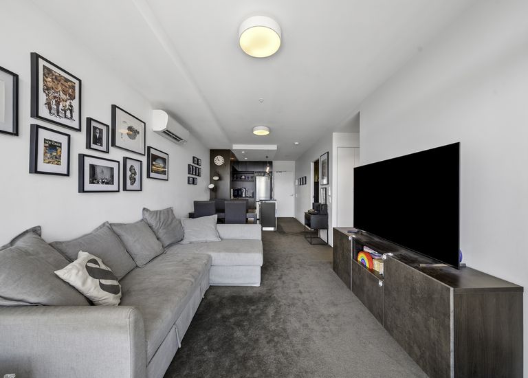 909B / 8 Grosvenor Street, Abbotsford