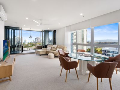 1601 / 4 COMO CRESCENT, Southport