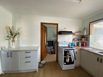 2 Debra Court, Urangan