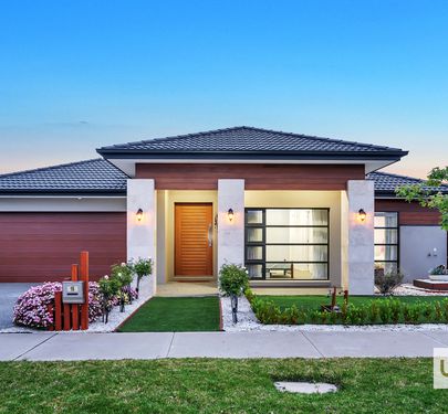 16 Bazadaise Drive, Clyde North