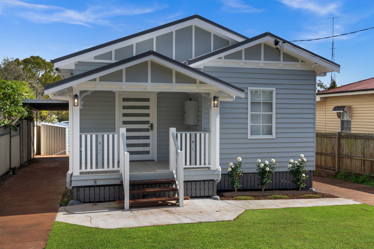 Stunning Renovation | 5 mins to Hospitals and CBD