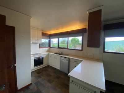 20 K Road, Werribee South