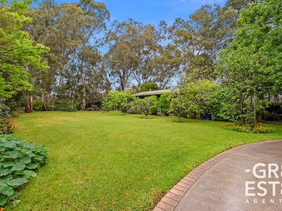 13 The Glade, Dandenong