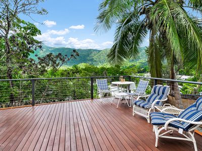 25 Timberlea Drive, Bentley Park