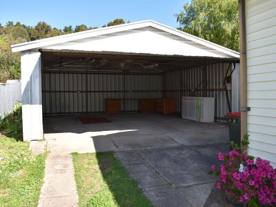8 Thomas Drive, Mount Burr