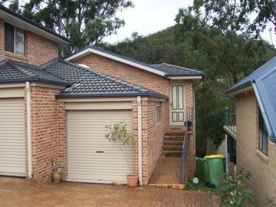 2 / 63 Pierce Street, Lisarow