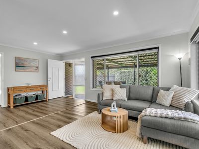 1 Mirimiri Close, Jindalee