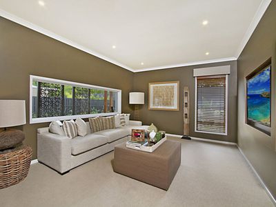 9 Francis Ave, Rochedale