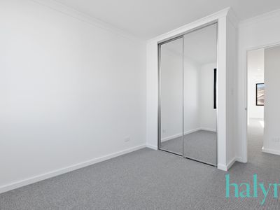 19 Penzance Circuit, Glendalough
