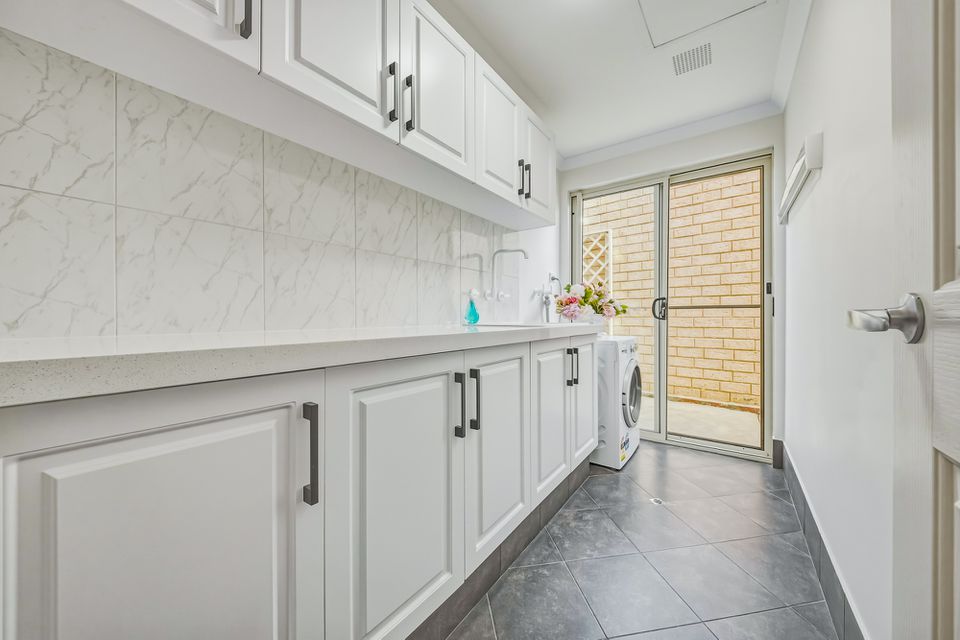 16B Dermer Road , Beaconsfield