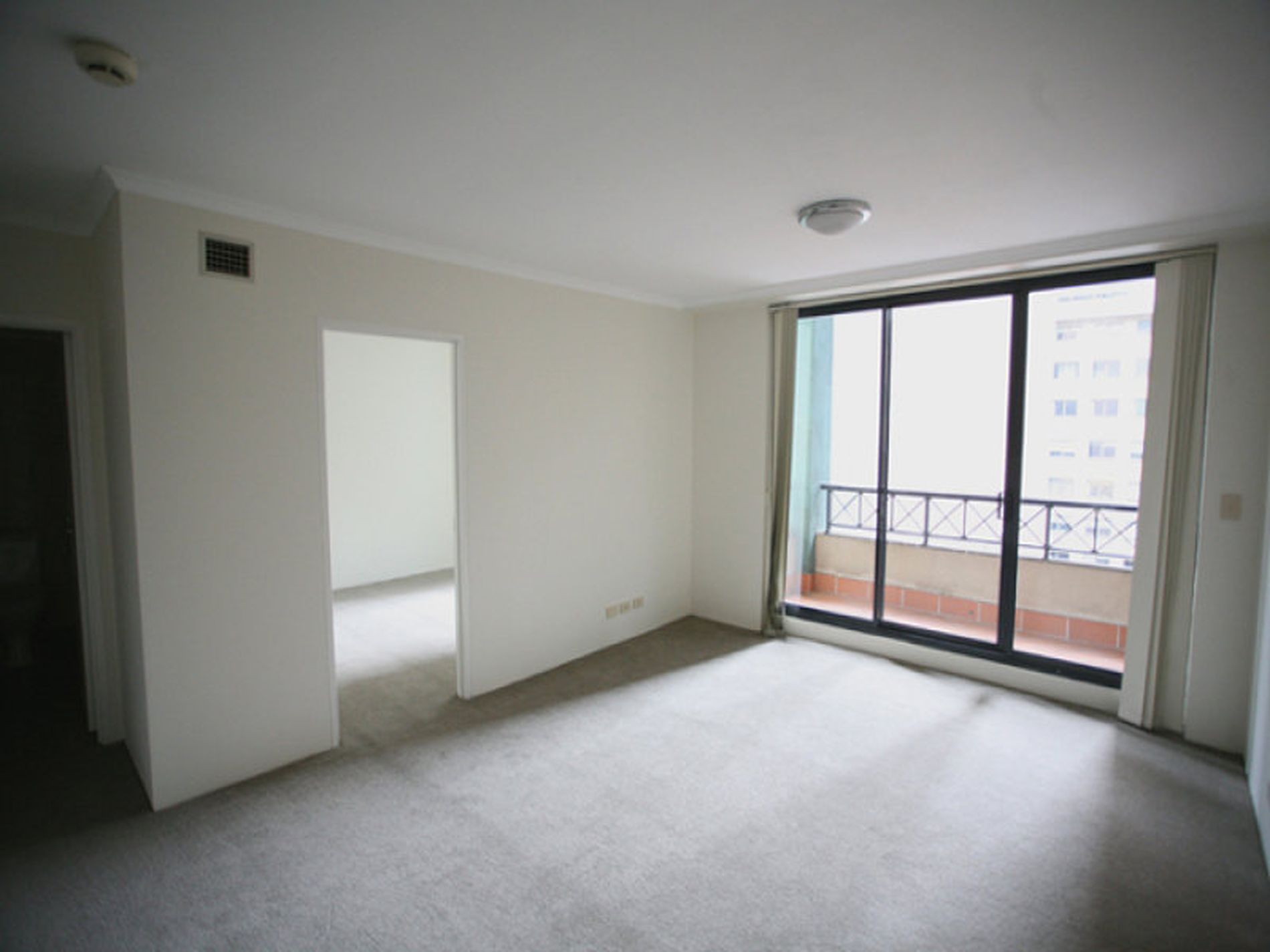1205 / 1 Hosking Place, Sydney