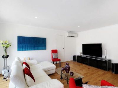 75 Lake Entrance Boulevard, Noosaville