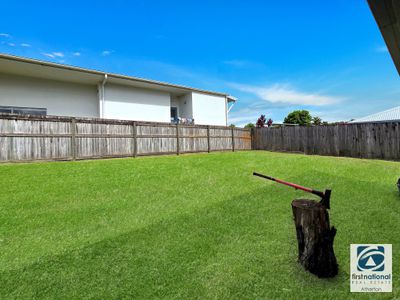 4 Robertson Close, Atherton