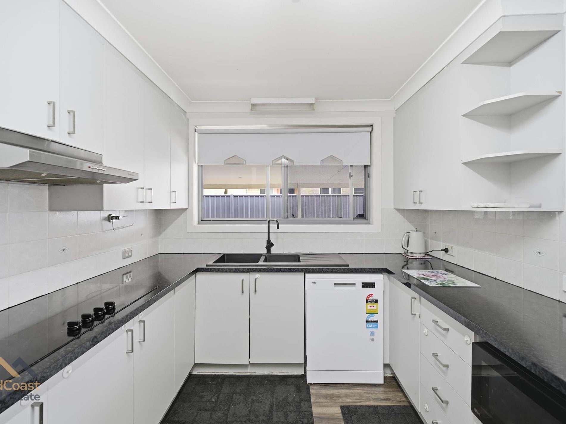 5 Wright Close, Tuncurry