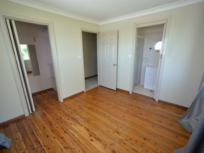 83 High Street, Parkes
