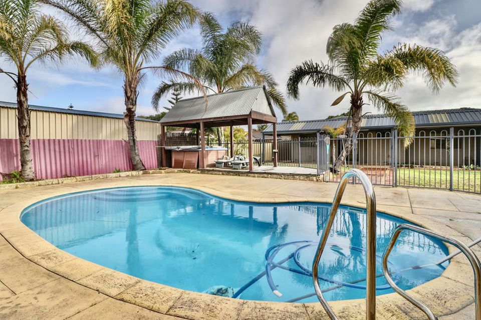 36 Clovelly Way , Warnbro