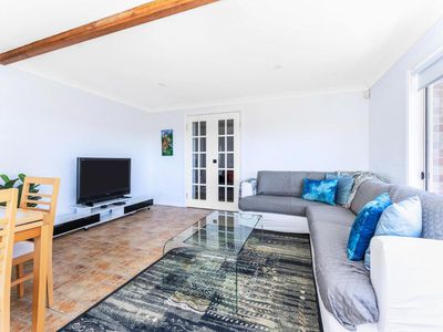 2 Irwin Place , Vincentia