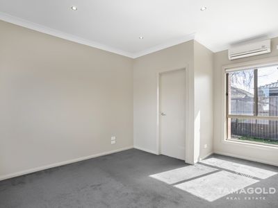 40A Liston Avenue, Reservoir