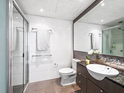 C705 / 26 Point Street, Pyrmont