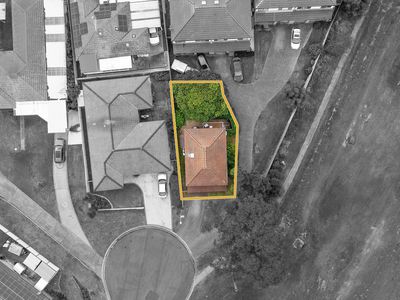 5 / 6-8 Mistletoe Avenue, Claremont Meadows