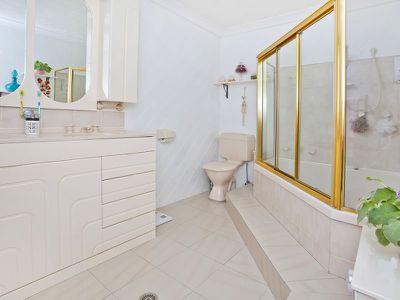 125 Burke Rd, Dapto