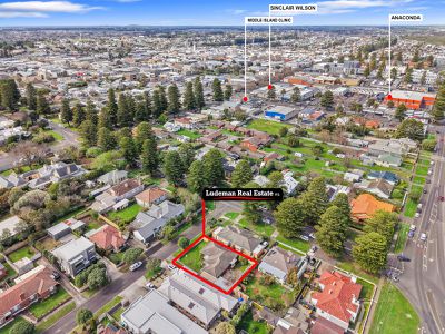 1 Shirley Grove, Warrnambool
