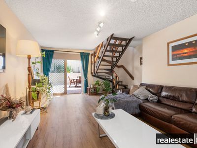 2 / 4 Lawrence Street, Como