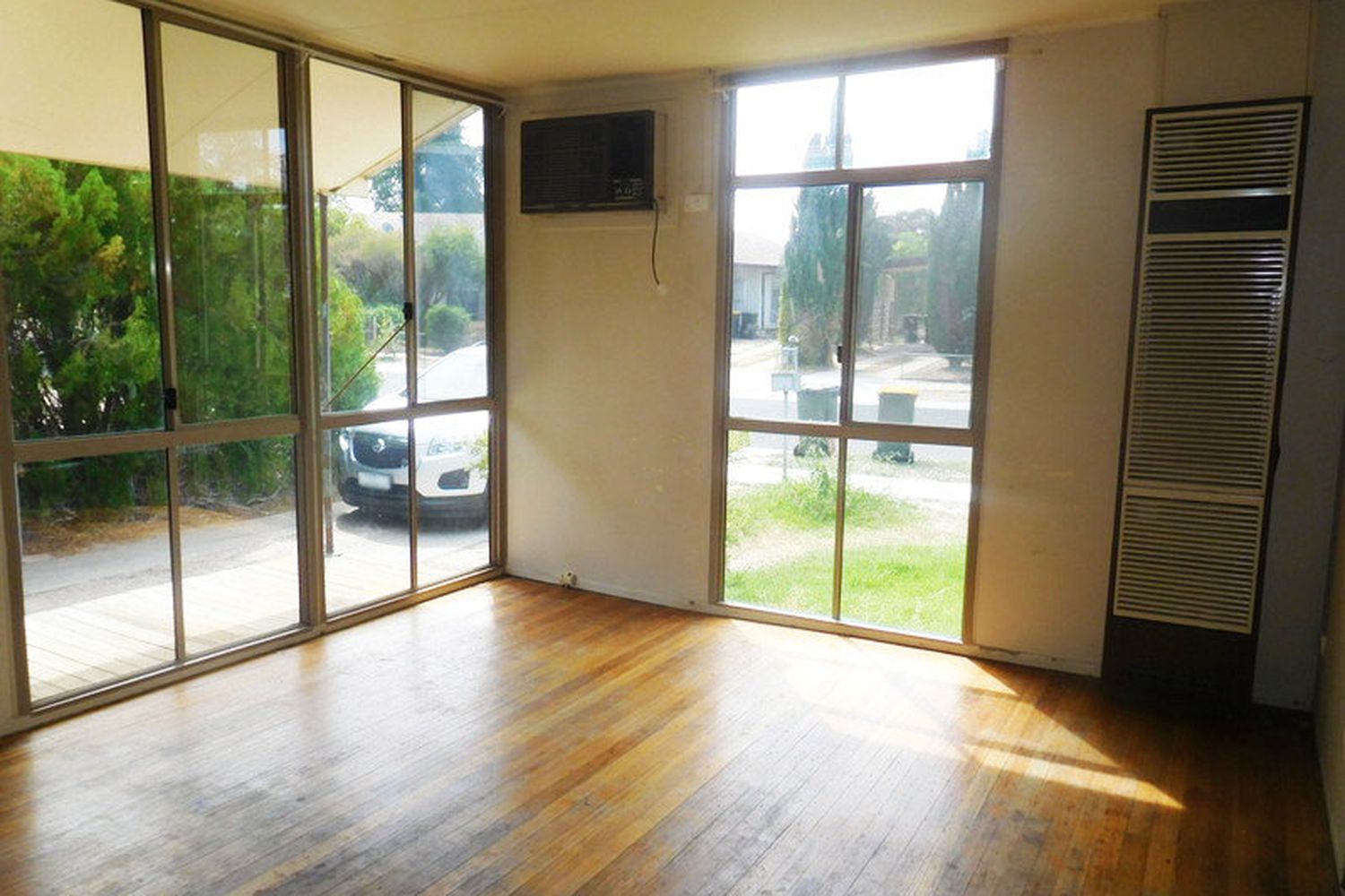 18 Jones Street, Horsham