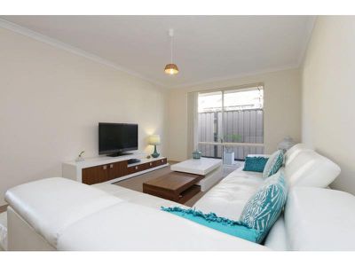 20 Terracina Parkway, Piara Waters