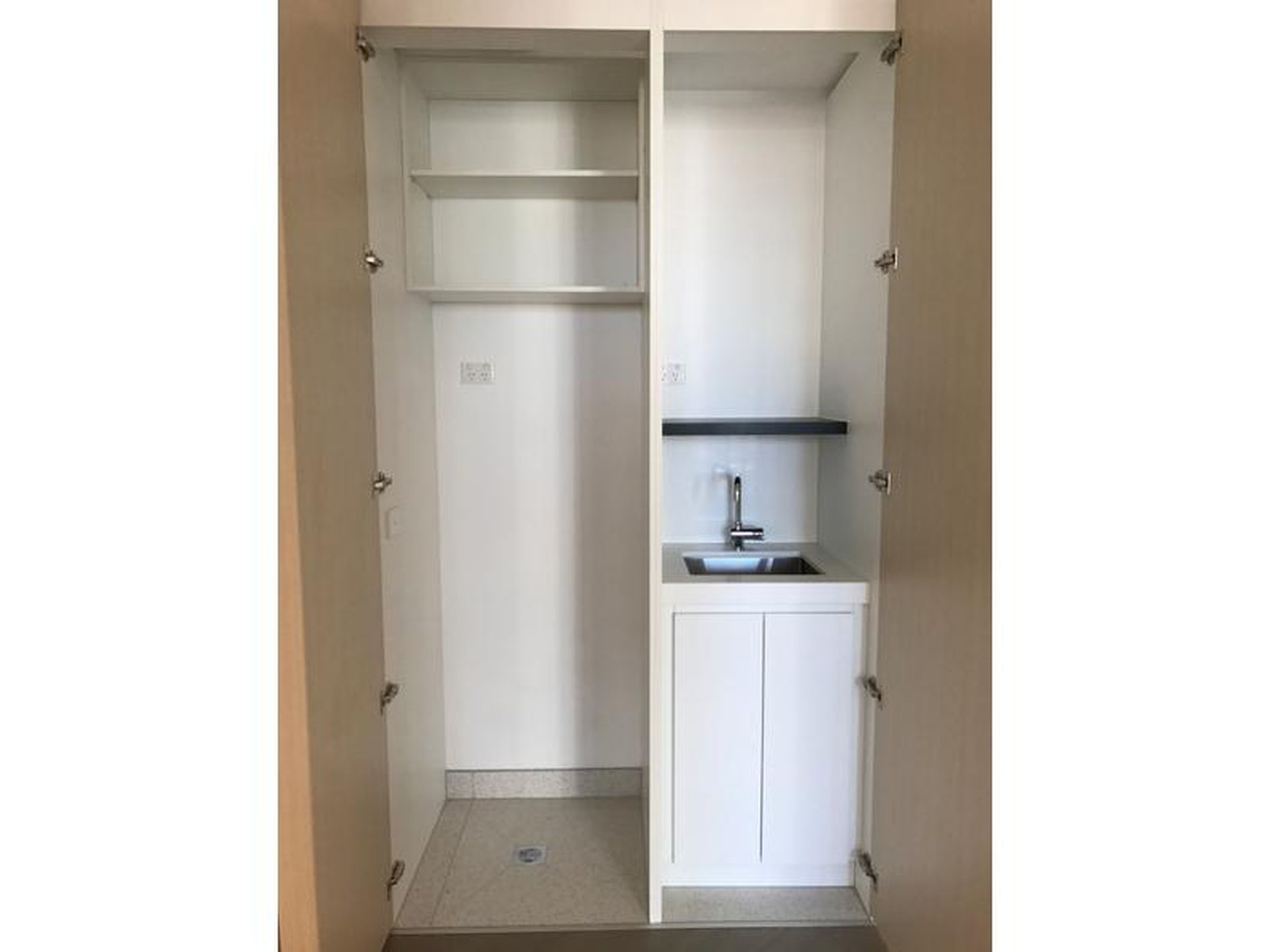 318 / 499 St Kilda Road, Melbourne