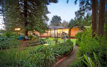 42 Whiteside Road, Officer