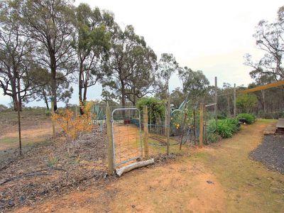 19 Bonneys Lane, Heathcote