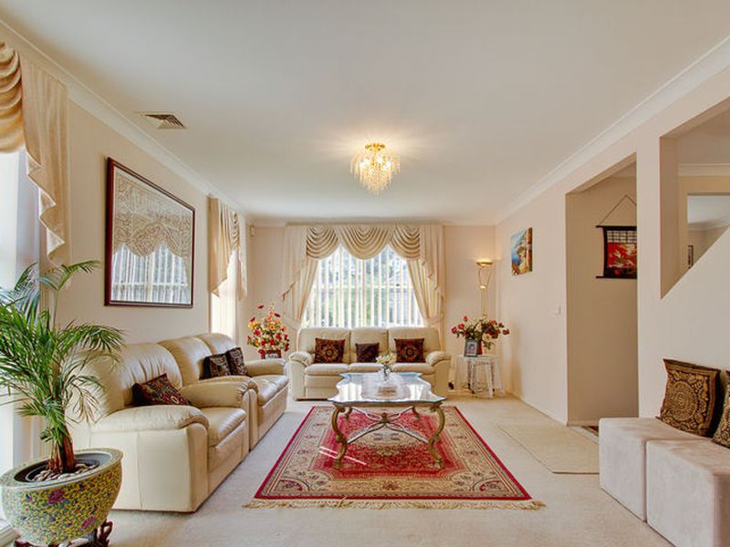 6 Garrett Way, Glenwood