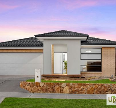 19 Ravenswood Avenue, Clyde