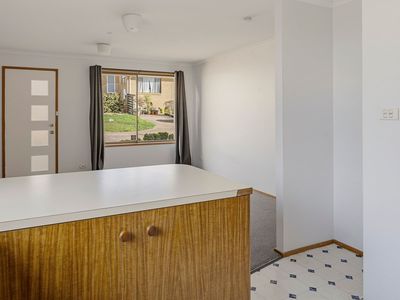 8 / 11 Cadbury Road, Claremont