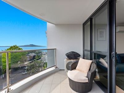 4B/175 Hurstmere Road, Takapuna