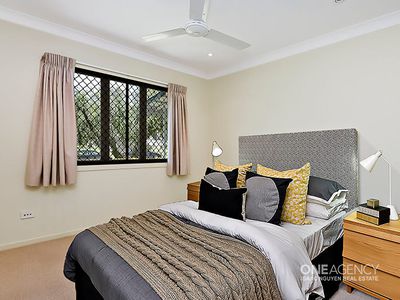 15 Gladstone St, Oxley